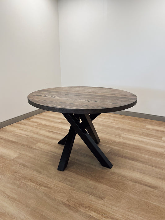 Campfire Circle Table